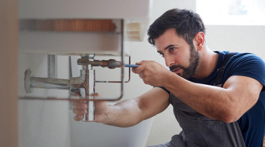 Faucet repair for sink in London, AR